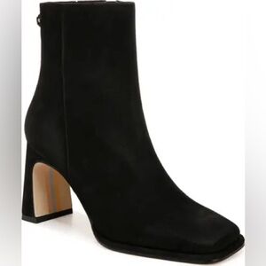 Sam Edelman. Black suede high ankle booties. Size 9.5